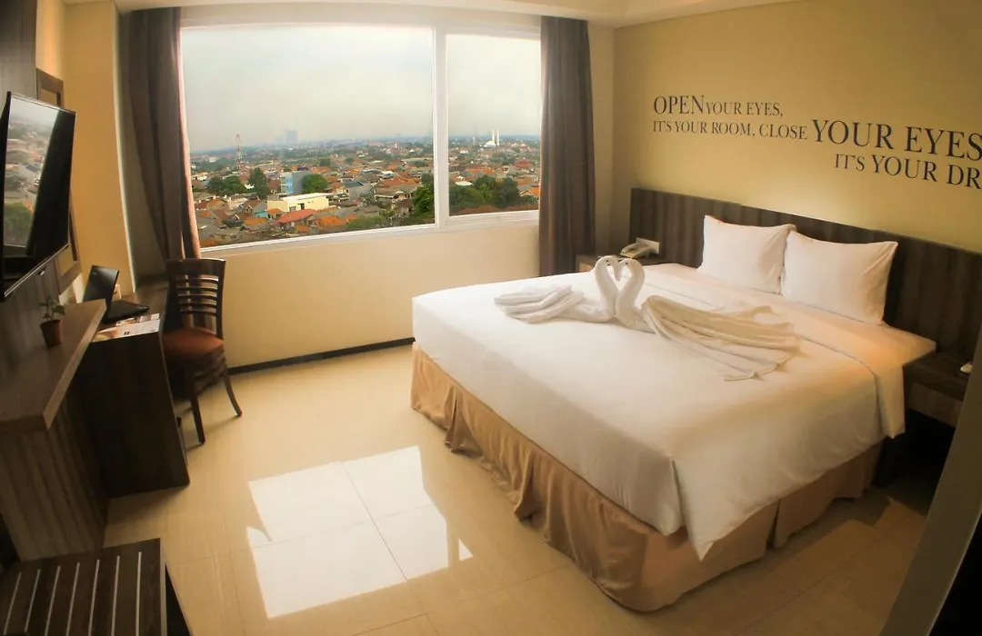 MK Hotel Jakarta-1